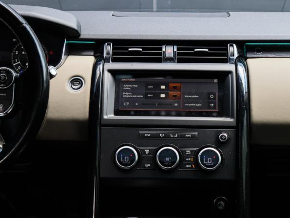 Land Rover Discovery V с пробегом 2018 года, цена 3 100 000 рублей, 165157 км, внедорожник, Автокод Объявления