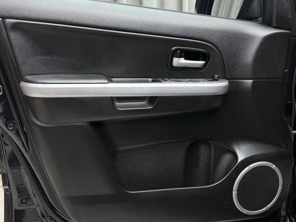 Suzuki Grand Vitara II Рестайлинг с пробегом 2010 года, цена 1 379 000 рублей, 181843 км, внедорожник, Автокод Объявления