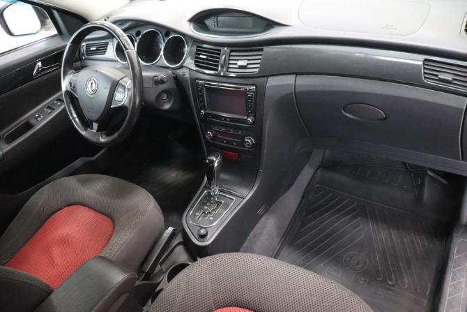 Dongfeng H30 Cross с пробегом 2016 года, цена 494 000 рублей, 170955 км, хэтчбек, Автокод Объявления