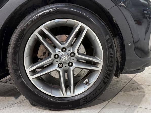 Hyundai Santa Fe III Рестайлинг с пробегом 2017 года, цена 2 869 800 рублей, 101000 км, внедорожник, Автокод Объявления