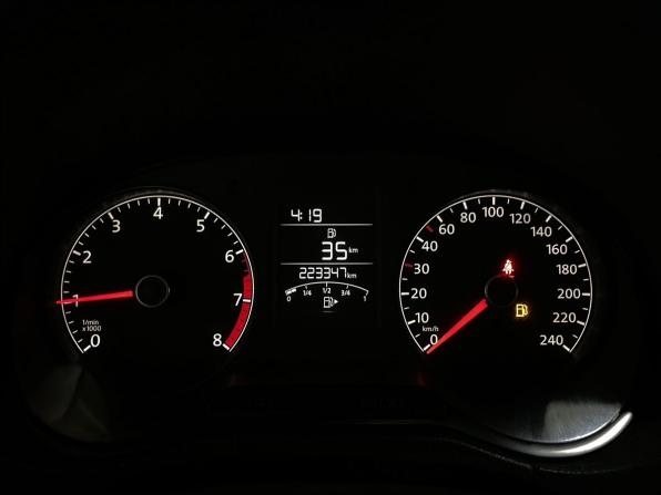 Volkswagen Polo V с пробегом 2015 года, цена 849 000 рублей, 223346 км, седан, Автокод Объявления