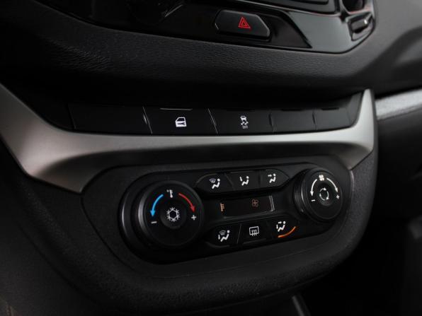 Lada (ВАЗ) Vesta I с пробегом 2021 года, цена 1 110 000 рублей, 131436 км, универсал, Автокод Объявления