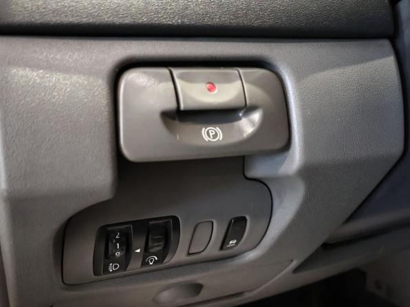 Renault Scenic II Рестайлинг с пробегом 2007 года, цена 617 000 рублей, 234437 км, компактвэн, Автокод Объявления