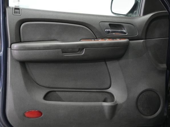 Chevrolet Avalanche II с пробегом 2006 года, цена 1 940 000 рублей, 242476 км, пикап, Автокод Объявления