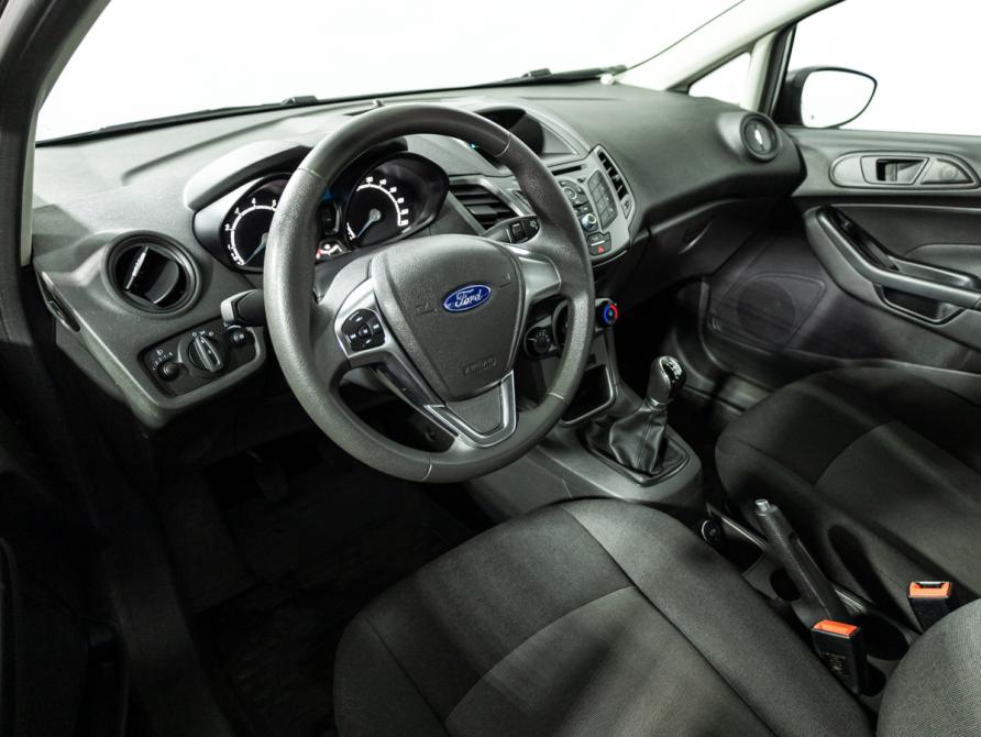 Ford Fiesta Mk6 Рестайлинг Санкт-Петербург  - изображение 11