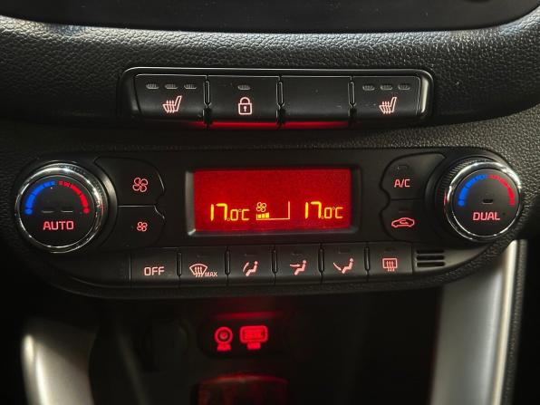 Kia Ceed II Рестайлинг с пробегом 2018 года, цена 1 430 000 рублей, 87842 км, хэтчбек, Автокод Объявления