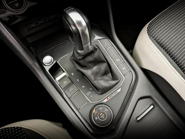 Volkswagen Tiguan II с пробегом 2019 года, цена 2 850 000 рублей, 100450 км, внедорожник, Автокод Объявления