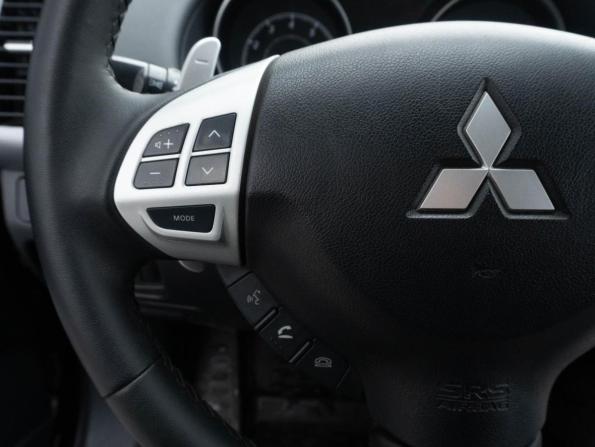 Mitsubishi Outlander II Рестайлинг с пробегом 2011 года, цена 1 500 000 рублей, 206731 км, внедорожник, Автокод Объявления