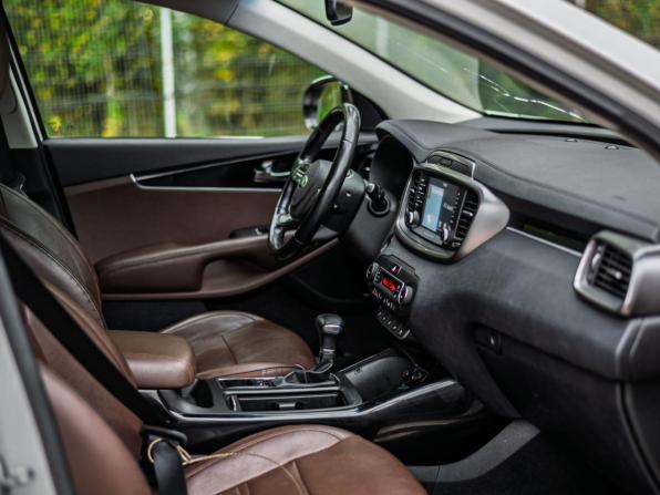 Kia Sorento III Prime Рестайлинг с пробегом 2019 года, цена 3 050 000 рублей, 140788 км, внедорожник, Автокод Объявления