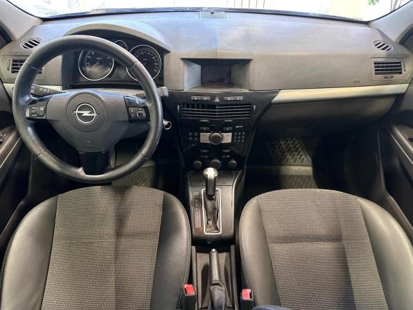 Opel Astra H Рестайлинг с пробегом 2008 года, цена 548 000 рублей, 356751 км, хэтчбек, Автокод Объявления