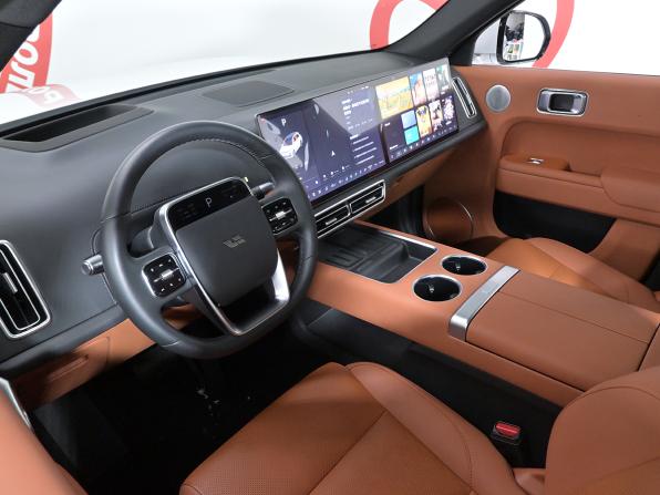 Li Auto (Lixiang) L7 I Рестайлинг с пробегом 2025 года, цена 8 828 000 рублей, 2000 км, внедорожник, Автокод Объявления