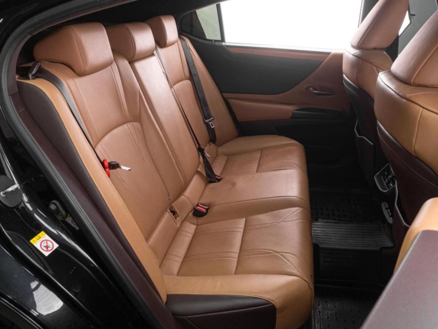 Lexus ES VII Тюмень  - изображение 12