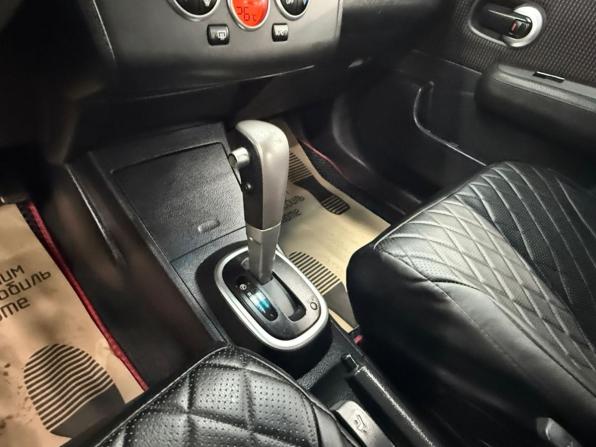 Nissan Tiida I Рестайлинг с пробегом 2011 года, цена 730 000 рублей, 149253 км, хэтчбек, Автокод Объявления
