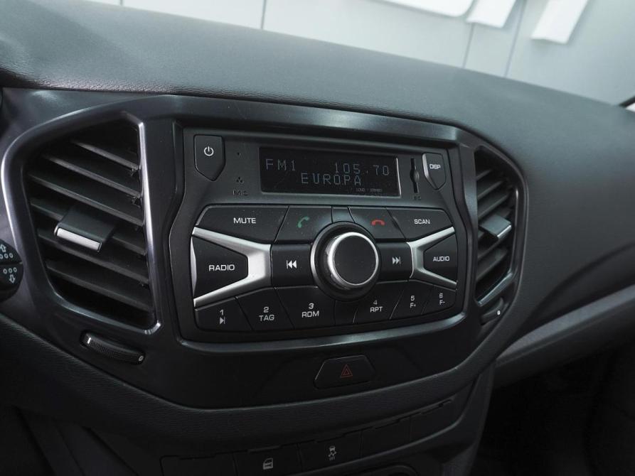 Lada (ВАЗ) Vesta I Ростов-на-Дону  - изображение 15