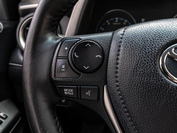Toyota RAV4 IV (XA40) Рестайлинг с пробегом 2018 года, цена 2 340 000 рублей, 129370 км, внедорожник, Автокод Объявления