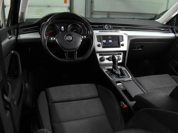 Volkswagen Passat B8 с пробегом 2017 года, цена 1 598 000 рублей, 140493 км, седан, Автокод Объявления