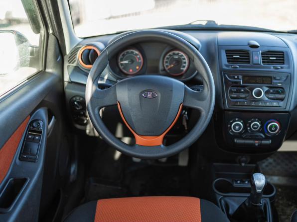 Lada (ВАЗ) Kalina II с пробегом 2017 года, цена 639 000 рублей, 72100 км, универсал, Автокод Объявления