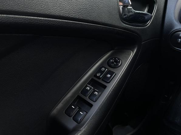 Kia Cerato III с пробегом 2013 года, цена 920 000 рублей, 234605 км, седан, Автокод Объявления