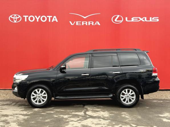 Toyota Land Cruiser 200 Series Рестайлинг 2 с пробегом 2020 года, цена 7 600 000 рублей, 84632 км, внедорожник, Автокод Объявления