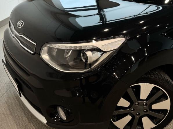 Kia Soul II Рестайлинг с пробегом 2017 года, цена 1 620 000 рублей, 93000 км, хэтчбек, Автокод Объявления