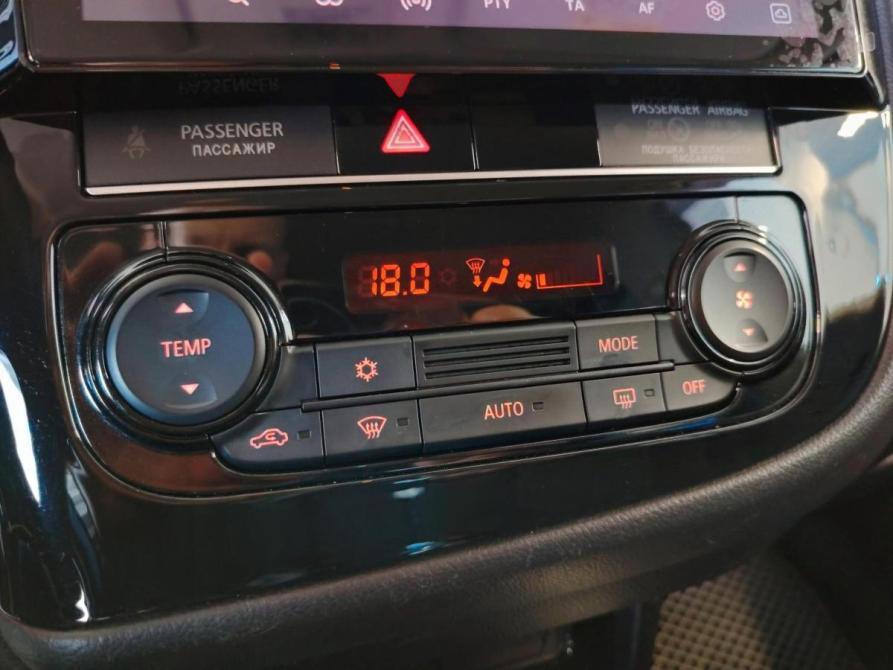Mitsubishi Outlander III Рестайлинг 3 Санкт-Петербург  - изображение 13