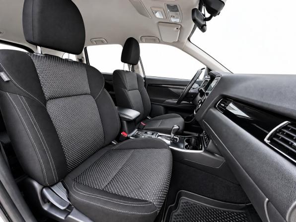 Mitsubishi Outlander III Рестайлинг 3 с пробегом 2018 года, цена 1 930 000 рублей, 144833 км, внедорожник, Автокод Объявления