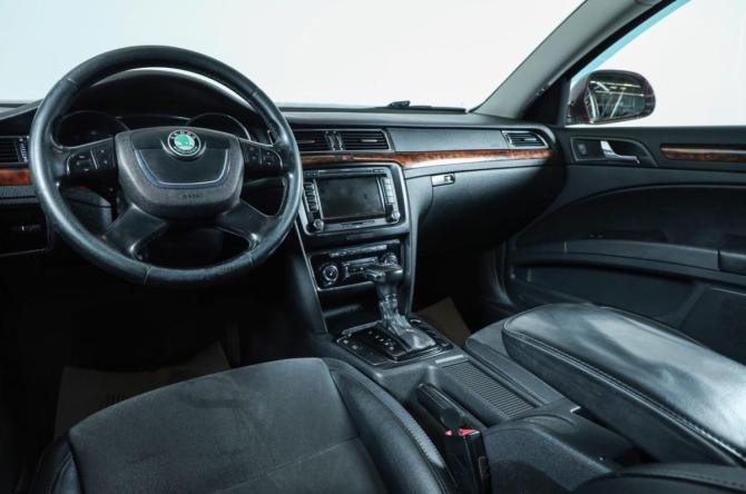 Skoda Superb II с пробегом 2010 года, цена 1 099 000 рублей, 216000 км, лифтбек, Автокод Объявления