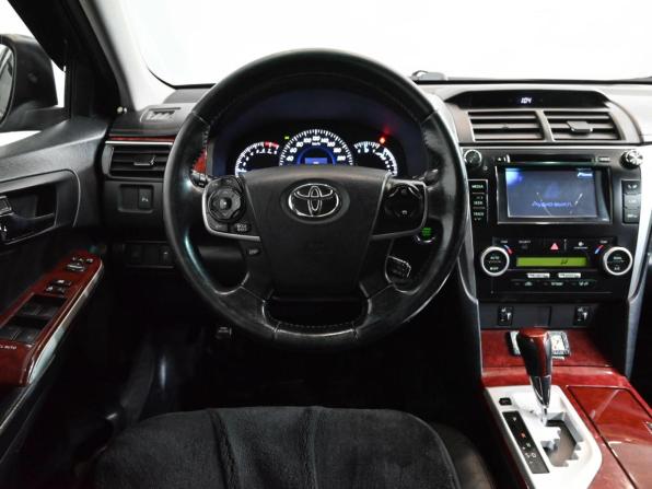 Toyota Camry VII (XV50) с пробегом 2013 года, цена 1 850 000 рублей, 212283 км, седан, Автокод Объявления