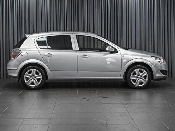 Opel Astra H Рестайлинг с пробегом 2012 года, цена 689 000 рублей, 140270 км, хэтчбек, Автокод Объявления