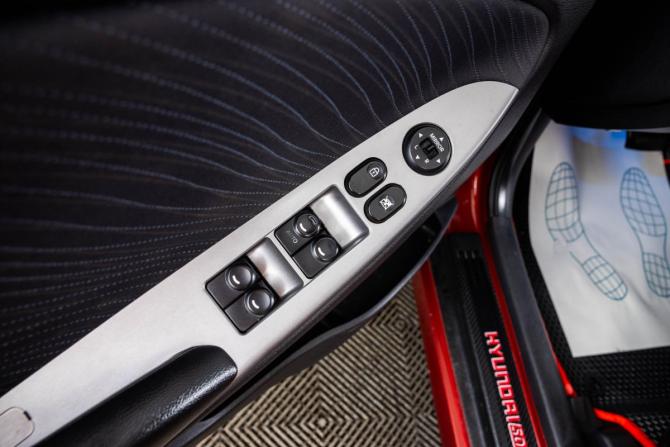 Hyundai Solaris I Рестайлинг с пробегом 2016 года, цена 1 339 000 рублей, 178700 км, седан, Автокод Объявления
