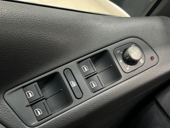 Volkswagen Tiguan I с пробегом 2008 года, цена 1 089 000 рублей, 216500 км, внедорожник, Автокод Объявления