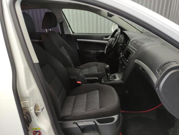 Skoda Octavia II (A5) Рестайлинг с пробегом 2012 года, цена 849 000 рублей, 222000 км, лифтбек, Автокод Объявления