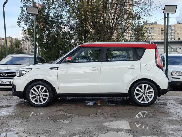 Kia Soul II Рестайлинг с пробегом 2018 года, цена 1 139 000 рублей, 182000 км, хэтчбек, Автокод Объявления