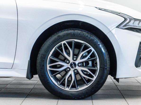 Kia K5 III с пробегом 2022 года, цена 2 849 000 рублей, 50335 км, седан, Автокод Объявления