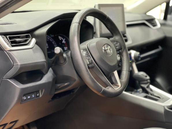 Toyota RAV4 V (XA50) с пробегом 2021 года, цена 2 840 000 рублей, 39840 км, внедорожник, Автокод Объявления