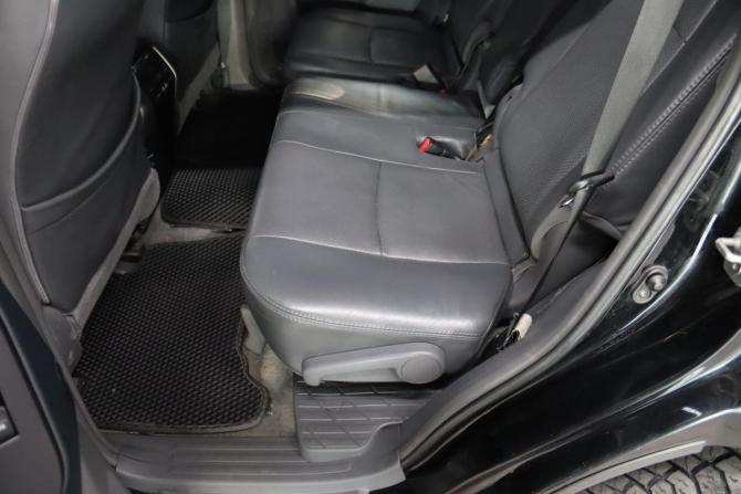 Toyota Land Cruiser Prado 150 Series с пробегом 2011 года, цена 2 555 550 рублей, 332233 км, внедорожник, Автокод Объявления