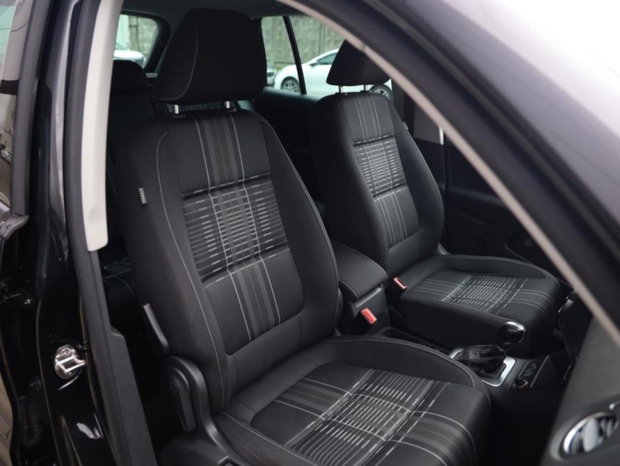 Volkswagen Tiguan I Рестайлинг Санкт-Петербург  - изображение 24