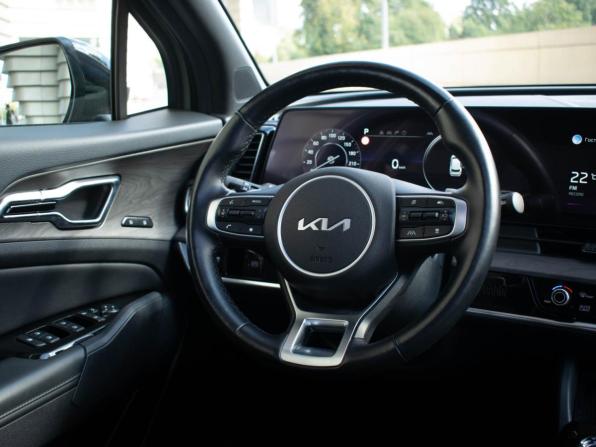 Kia Sportage V с пробегом 2022 года, цена 3 960 000 рублей, 30942 км, внедорожник, Автокод Объявления