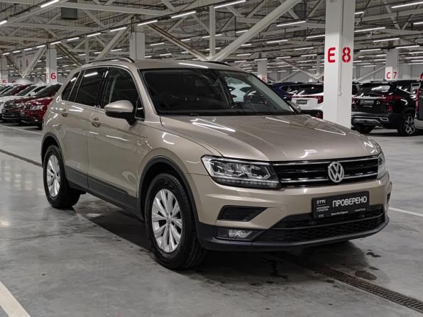 Volkswagen Tiguan II с пробегом 2019 года, цена 1 815 000 рублей, 142000 км, внедорожник, Автокод Объявления