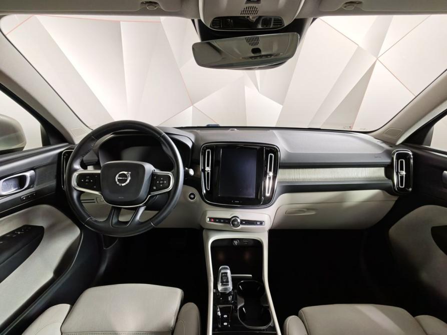 Volvo XC40 I Москва  - изображение 14