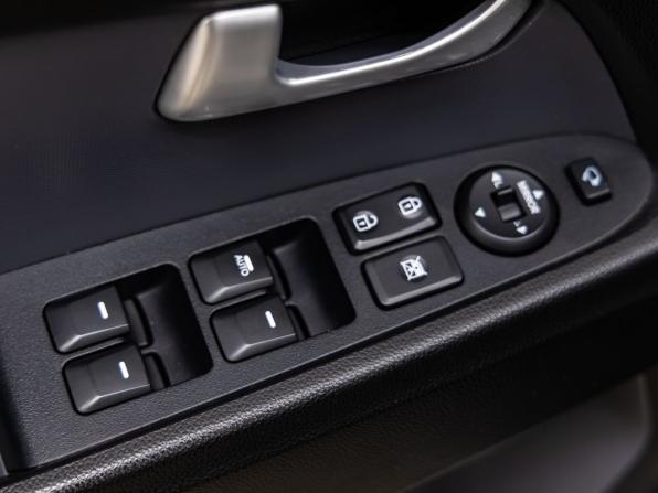Kia Sportage III с пробегом 2012 года, цена 1 298 000 рублей, 183180 км, внедорожник, Автокод Объявления