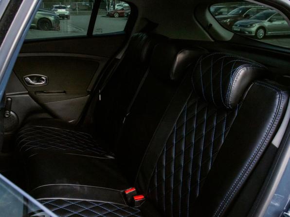 Renault Megane III Рестайлинг с пробегом 2013 года, цена 679 000 рублей, 208400 км, хэтчбек, Автокод Объявления