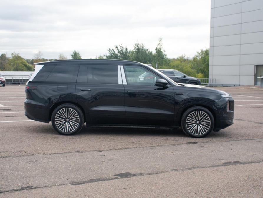 Volkswagen ID.Era 9X Москва  - изображение 5