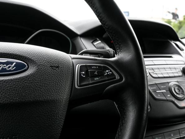 Ford Focus III Рестайлинг с пробегом 2017 года, цена 1 075 000 рублей, 133202 км, хэтчбек, Автокод Объявления