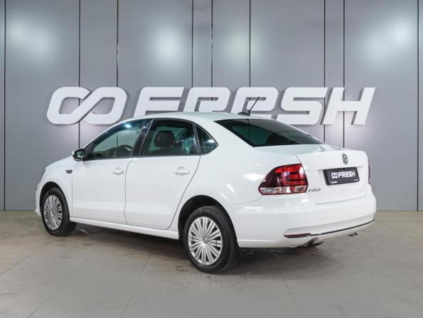 Volkswagen Polo V Рестайлинг с пробегом 2018 года, цена 1 339 000 рублей, 106350 км, седан, Автокод Объявления