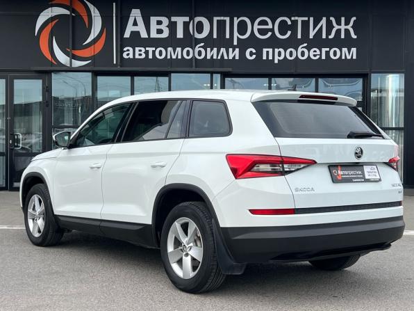 Skoda Kodiaq I с пробегом 2018 года, цена 2 399 999 рублей, 73350 км, внедорожник, Автокод Объявления