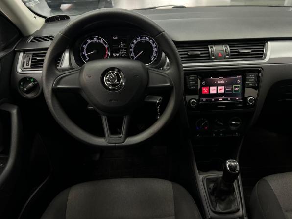 Skoda Rapid I Рестайлинг с пробегом 2018 года, цена 1 070 000 рублей, 161000 км, лифтбек, Автокод Объявления