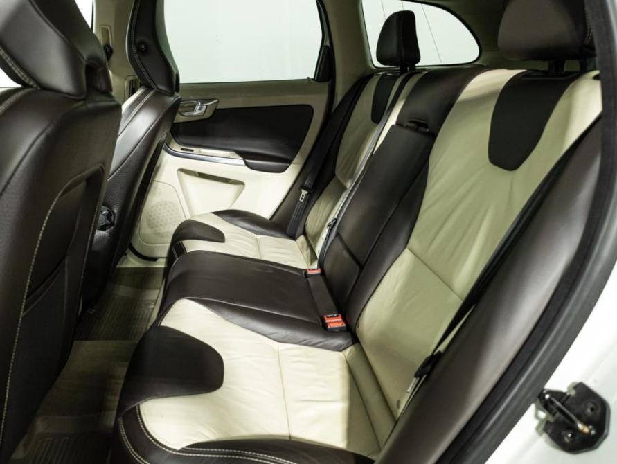 Volvo XC60 I Санкт-Петербург  - изображение 11