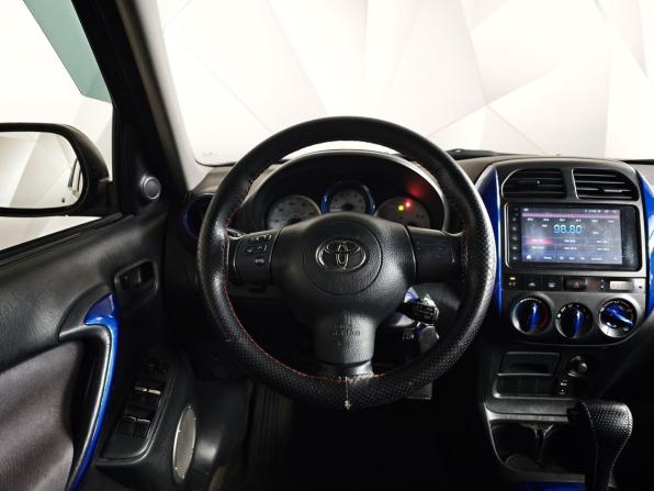 Toyota RAV4 II (XA20) Рестайлинг с пробегом 2004 года, цена 697 000 рублей, 292633 км, внедорожник, Автокод Объявления