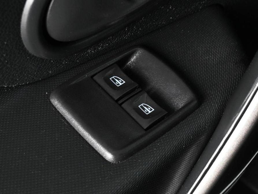 Renault Logan II Рестайлинг Ростов-на-Дону  - изображение 13